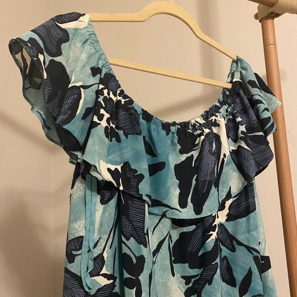 Darling Anthro Off-Shoulder Blouse - Picture 5 of 6